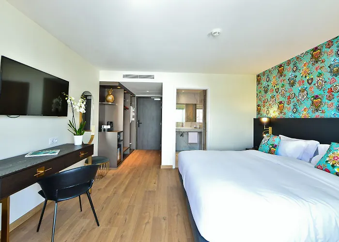 Hôtel La Villa Port d'Antibes&Spa